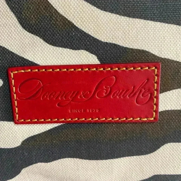 Dooney Bourke canvas tote handbag - Picture 14 of 14